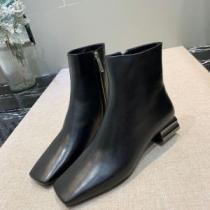 着心地もなめらかで快適 2色可選 バレンシアガ BALENCIAGA 2026トレンドカラー秋冬セール レザーブーツ とにかく完璧ブランド新作