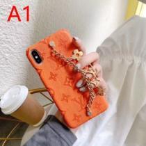 ケータイケース 4色可選 最新秋冬トレンドをチェック！2026-20秋冬 優しいのに存在感 ルイ ヴィトン LOUIS VUITTON.561.