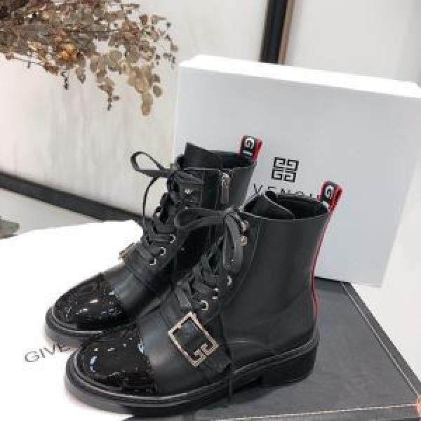 レザーブーツ 今年の秋冬のトレンド激安セール ジバンシー  秋冬流行りファションGIVENCHY  2026-2026秋冬流行色紹介