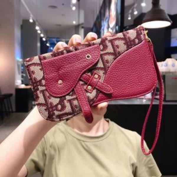 2色可選 2026トレンドファッション新品 ディオール DIOR ケータイケース 秋冬にお世話になる定番.561.