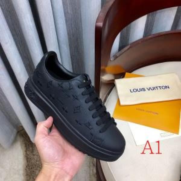多色可選秋にこれがはやりそう ルイ ヴィトン 2026秋冬トレンド押さえておきたい LOUIS VUITTON ランニングシューズ 人気ブランドの秋冬新色