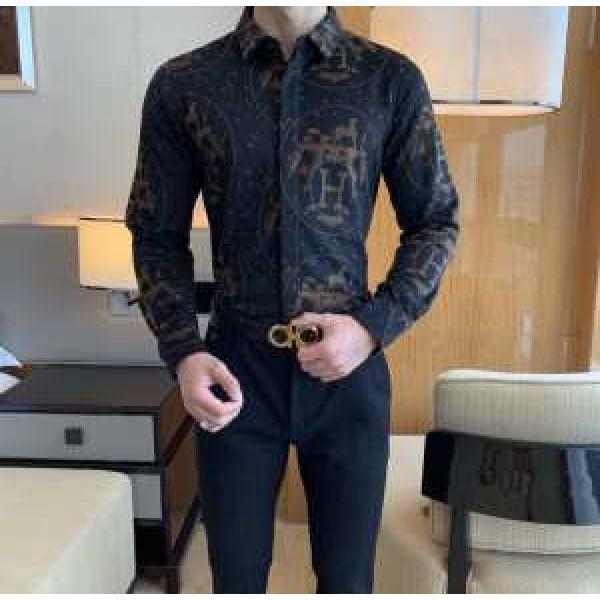 エルメス シルク シャツ 激安 HERMES スーパーコピー 服 着こなし ロゴプリントエレガントコーデ実用性にも優れた秋冬新作