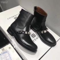 先取り 2026/2026秋冬ファッション ジバンシー GIVENCHY 最新作おすすめしたい秋冬 レザーブーツ 寒い季節トレンド上品
