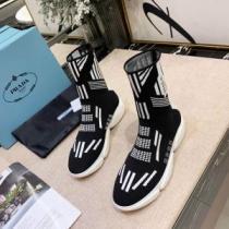 プラダ 秋こそ楽しめるアイテム PRADA 今年らしいおすすめ新品 ランニングシューズ 2026秋断然ブランド推し