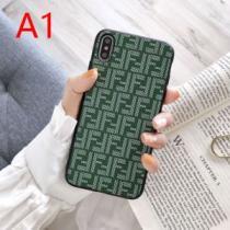 スマホケース フェンデイ コピー お手頃高品質な人気iPhoneX/XSケース 新作 FENDI コレクショントレンド最新モデル激安販売.561.
