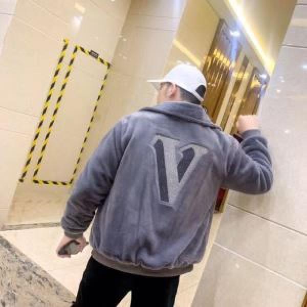 ルイ ヴィトン 2色可選 LOUIS VUITTON 2026?2026秋冬流行色紹介 ダウンジャケット もちろん相性抜群