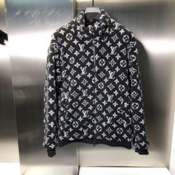 LOUIS VUITTON 【最新】2026年秋冬のトレンド速報 ルイ ヴィトン ブルゾン おしゃれ度アップ秋冬コレクション