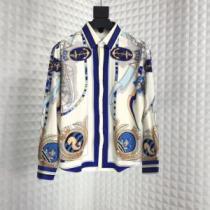 VERSACE 2026秋のファッショントレンドはこれ  ヴェルサーチ ...