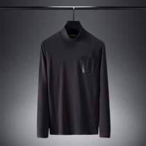 2色可選 長袖/Tシャツ 秋冬の最新アウターが続々登場 VERSACE ...