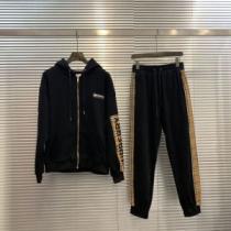定番人気の2026秋冬モデル BURBERRY バーバリー今年秋冬季節にヒットの予感 上下セット
