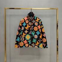 冬を彩る2026SS新作 LOUIS VUITTON ルイ ヴィトン ブルゾン 冬のスタイルの幅が広がりそう
