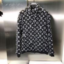 LOUIS VUITTON 【最新】2026年秋冬のトレンド速報 ルイ ヴィトン ブルゾン おしゃれ度アップ秋冬コレクション