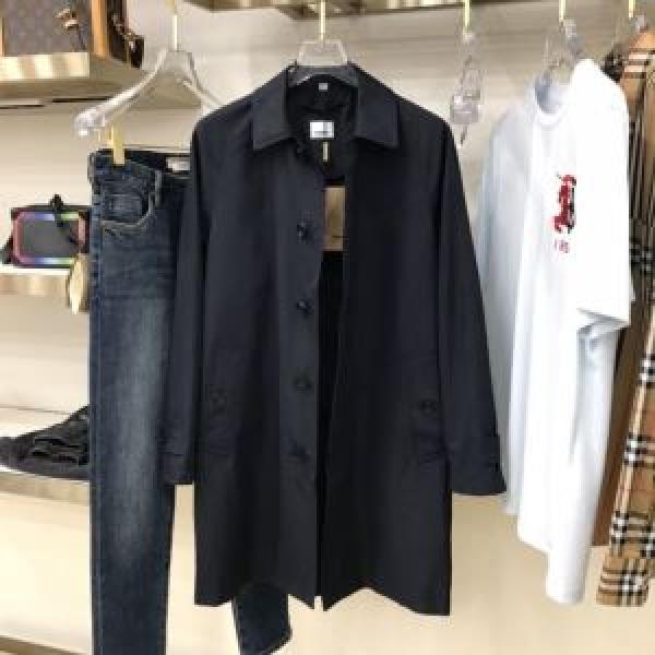 ポンチョコート 手頃価格でカブり知らず バーバリー BURBERRY 価格も嬉しいアイテム