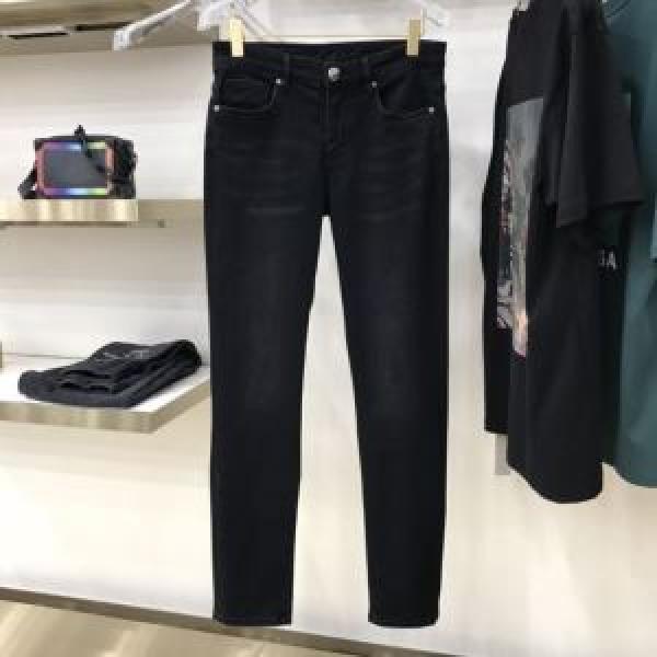 2026年春夏コレクション ジーンズ クロムハーツ CHROME HEARTS 注目度が上昇中