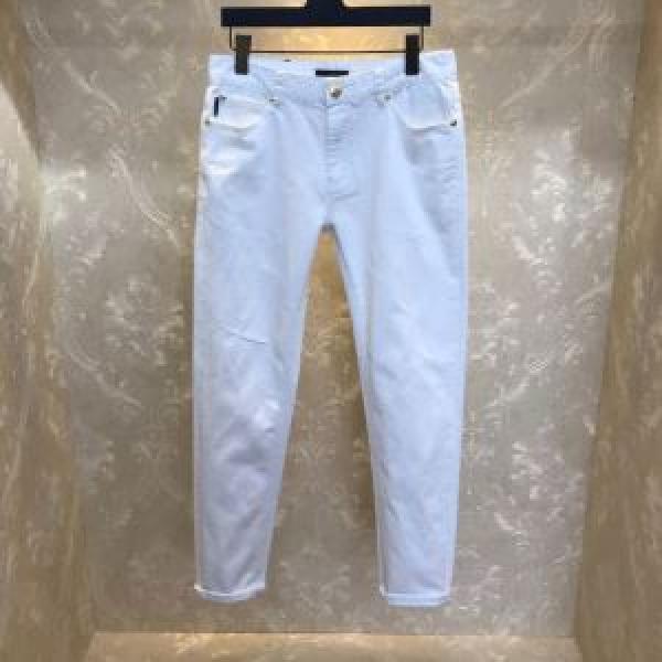 2026SS人気 ジーンズ 最先端のスタイル ヴェルサーチVERSACE  今回注目する