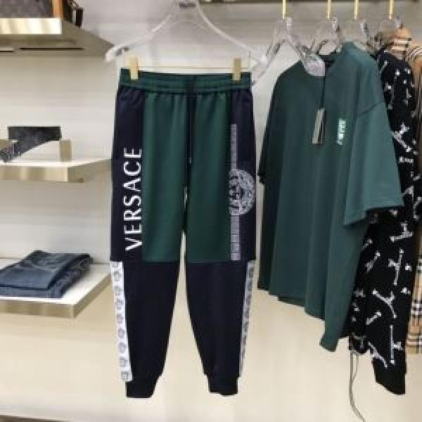 2026春新作 ヴェルサーチVERSACE ファッションに取り入れよう ジーンズ お値段もお求めやすい