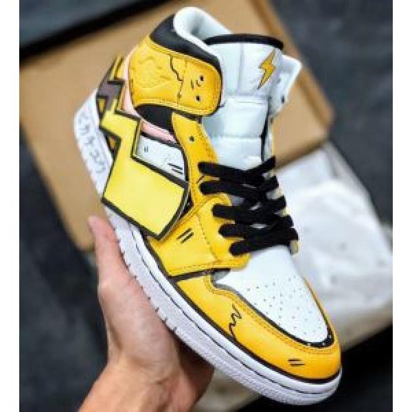 スニーカー 2026最新モデル Off-White 根強い人気を誇る オフホワイト 定番ブランドで選ぶ