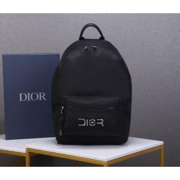 ファッションに取り入れよう ディオール DIOR 限定アイテム特集 リュック.542.