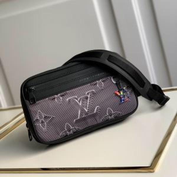 ミニバッグ 2026SS人気 ルイ ヴィトン LOUIS VUITTON 2年以上連続１位獲得.45.