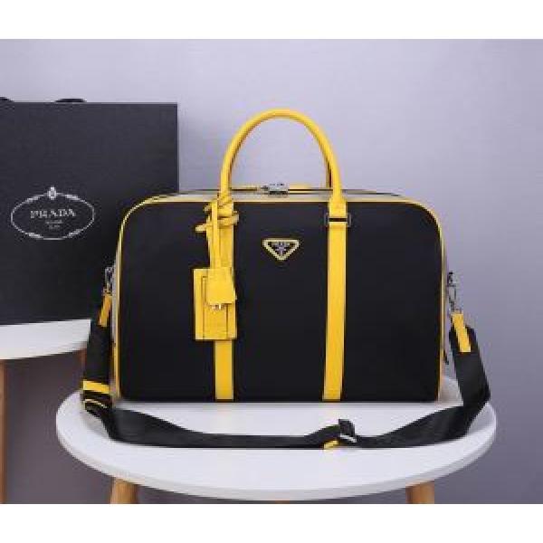 有名ブランドです プラダ PRADA 着こなしを楽しむ ショルダーバッグ限定品が登場.57.
