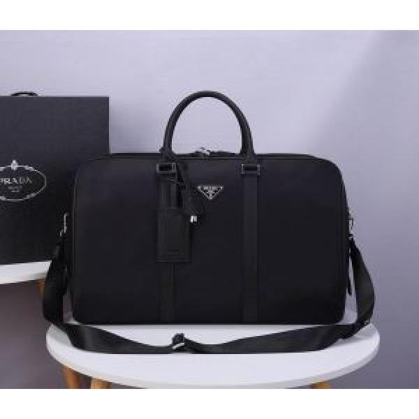 どのアイテムも手頃な価格で プラダ PRADA トレンド最先端のアイテム ショルダーバッグ.57.