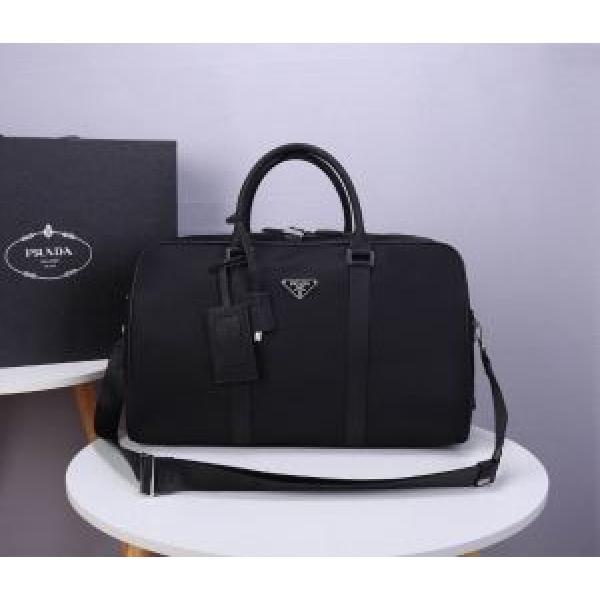 プラダ ファッショニスタを中心に新品が非常に人気 PRADA スーツケース 2025春新作.57.