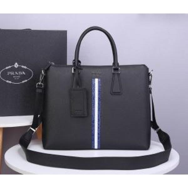 大人気のブランドの新作 ハンドバッグ 取り入れやすい  プラダ PRADA 確定となる上品.57.