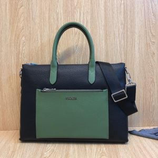 大人気柄 プラダ PRADA 普段見ないデザインばかり ハンドバッグ 価格帯が低い.57.