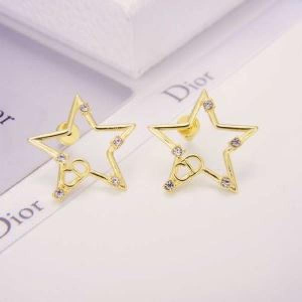 2026年春夏コレクション ディオール 今季の主力おすすめ DIOR  ピアス 大活躍する.222.