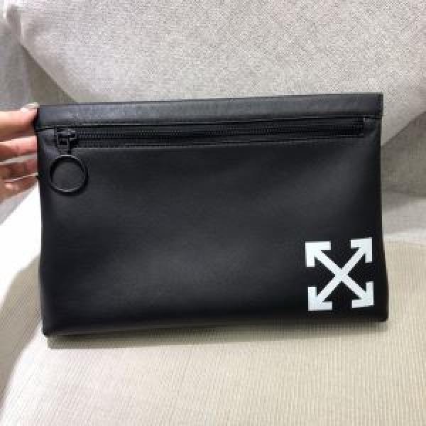 老舗ブランドOFF-WHITEクラッチバッグ メンズ オフホワイト バッグ コピー 新作2026人気ランキング 希少 限定商品.490.