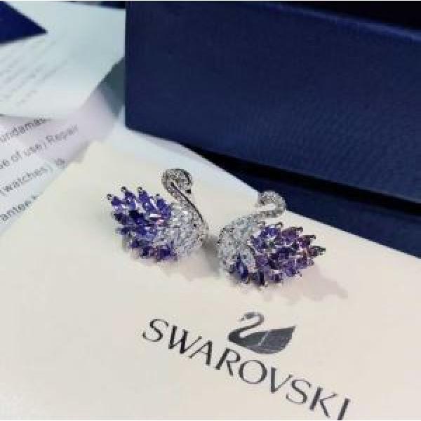 2026年春夏コレクション スワロフスキー絶対に見逃せない SWAROVSKI ピアス 今なお素敵なアイテムだ.554.