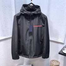 プラダ ダブルテクニカルジャージー ジャケット2026春夏トレンド速報PRADA 通販 カジュアルエレガント ウィンドブレーカー
