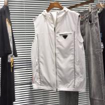 エレガントな雰囲気コレクションPRADA コピー プラダ ノースリーブジャケット コート 防寒性 2026愛らしい春の新作おすすめ