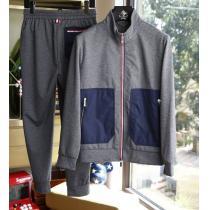 2026新作トムブラウンパーカーコピー スウェットシャツセットアップコーデ THOM BROWNE HOODIE デザインお洒落
