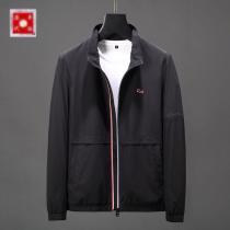 今話題の人気新作トムブラウン ジャケット コーデTHOM BROWNE 2026春夏コレクションカジュアルジップパーカーサイズ感