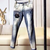 ジーンズ 万能に使える フィリッププレイン 限定アイテムが登場 PHILIPP PLEIN