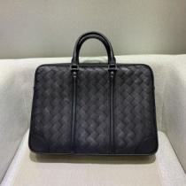 ボッテガ ブランド ストリート系に大人気 BOTTEGA VENETA ハンドバッグ  デザインお洒落.61.
