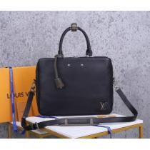 2026年春夏コレクション ビジネスバッグ 着こなしを楽しむ ルイ ヴィトン LOUIS VUITTON.45.