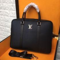 ルイ ヴィトン 普段見ないデザインばかり ビジネスバッグ 2026年春限定  LOUIS VUITTON.45.