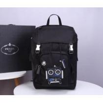 程よい最新作 プラダ PRADA 春夏コレクション新品 リュック 普段見ないデザインばかり.57.