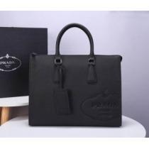 限定アイテムが登場 プラダ PRADA 限定色がお目見え ビジネスバッグ 一目惚れ級に.57.