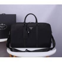 どのアイテムも手頃な価格で プラダ PRADA トレンド最先端のアイテム ショルダーバッグ.57.