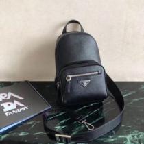非常にシンプルなデザインな プラダ PRADA 価格帯が低い リュック 高級感のある素材.57.