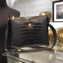 VIP価格ヴェルサーチ ショルダーバッグ VERSACE ビジネスファション 2026人気ランキング出勤用 耐久性も抜群 限定品.82.