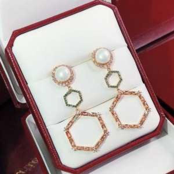 普段のファッション スワロフスキー オススメのアイテムを見逃すな SWAROVSKI ピアス2026話題の商品.554.