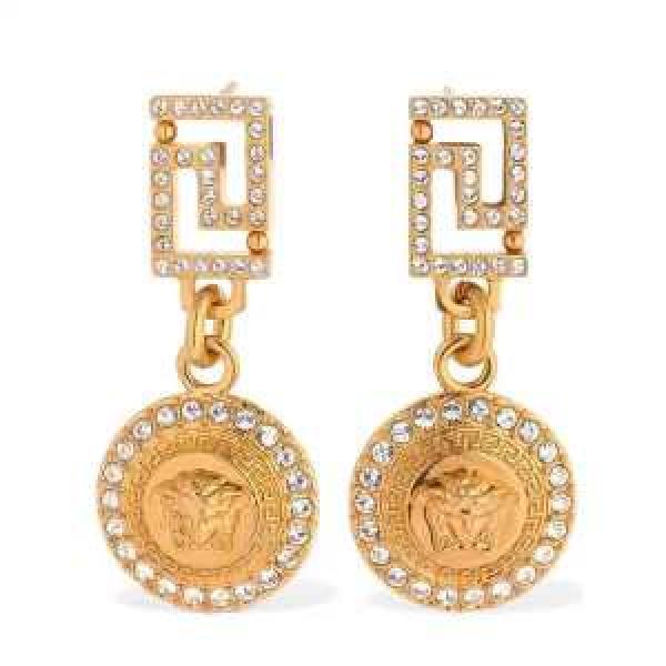 VERSACE 2026話題の商品 ヴェルサーチ 着こなしを楽しむ ピアス  有名ブランドです.223.