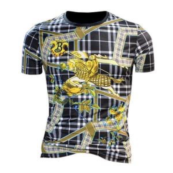 半袖Tシャツ エレガントな雰囲気 バーバリーおしゃれな人が持っている  BURBERRY