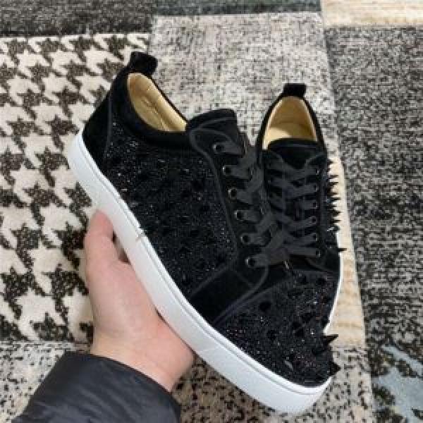 Christian Louboutin シンプルなファッション クリスチャンルブタン  2026モデル  ランニングシューズ