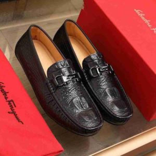 人気が継続中 ローファー 確定となる上品 サルヴァトーレフェラガモ FERRAGAMO