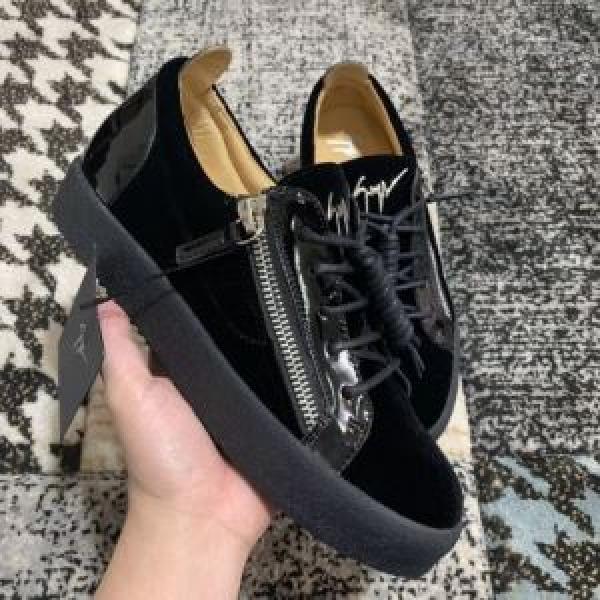 2025春新作 ジュゼッペ ザノッティ GIUSEPPE ZANOTTI ファッションに取り入れよう ランニングシューズ